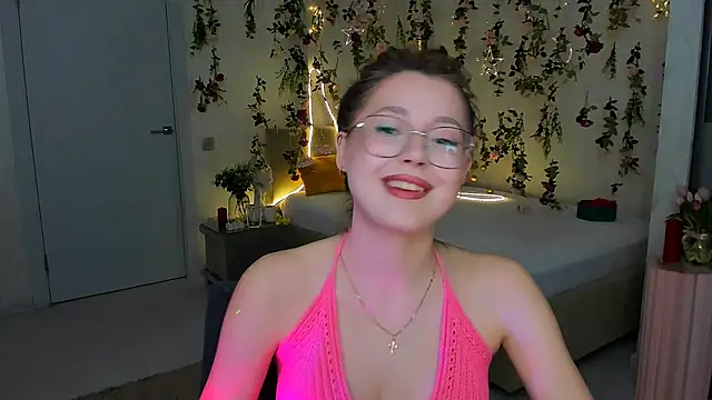 SereneFlame Adlı Modelin Canlı XXX Sohbeti