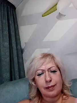 Chatroom XXX en direct de EmilyFanks