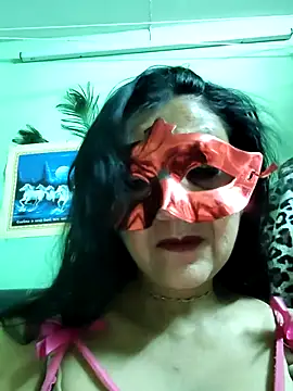 Chat +18 de LOVE__RANI ao vivo