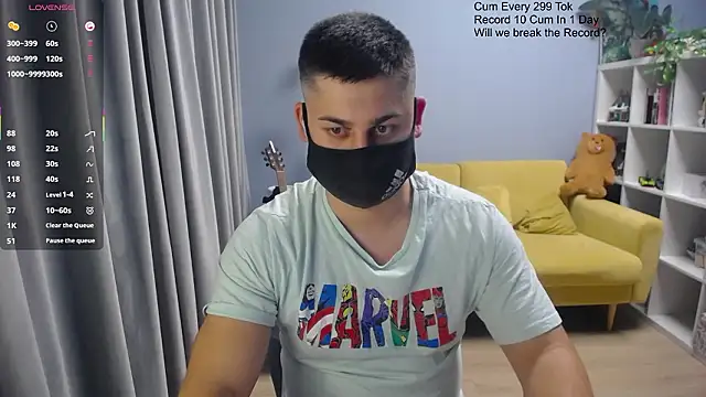 Tomguys Pertunjukan Webcam