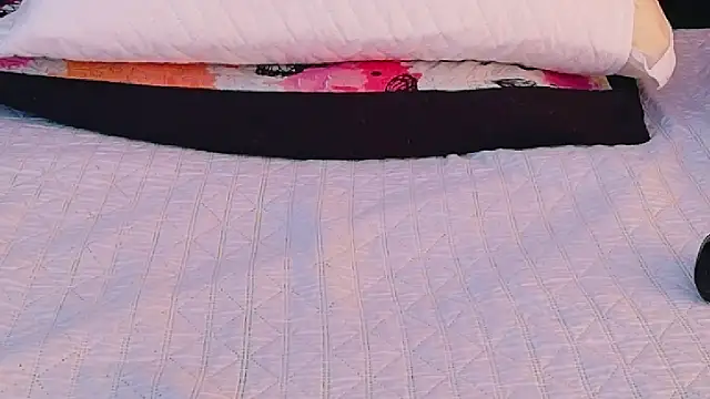 hotlatinateacher's Live XXX Chat