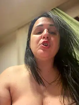 Živý XXX chat QueenMaryXO