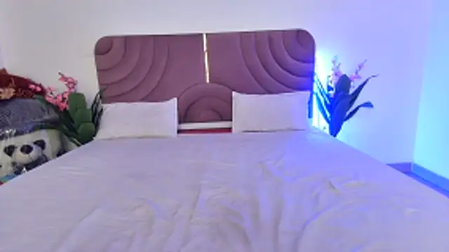 Czat XXX na żywo – Husan-e-Jasmine