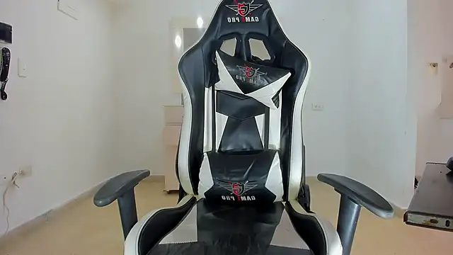 Chat XXX Live Thaliana_Jaramillo