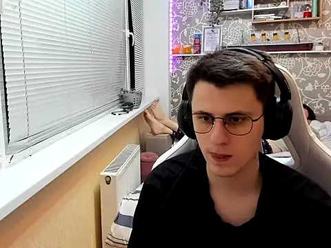 Вебкам-шоу Tobi000777