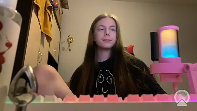 britneylovely Show in webcam