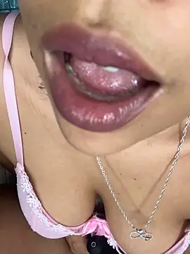 SophieD লাইভ XXX চ্যাট