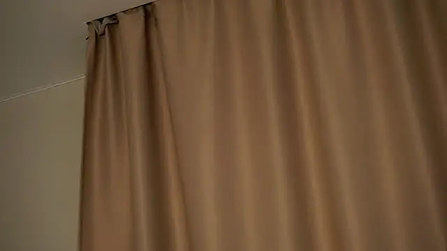 Онлайн чат XXX EffieHenri