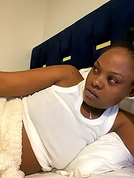 Chat XXX ao vivo de Dellah27