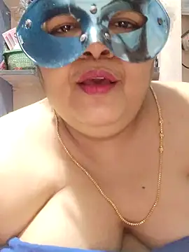 tamilthanushri élő XXX-chatje