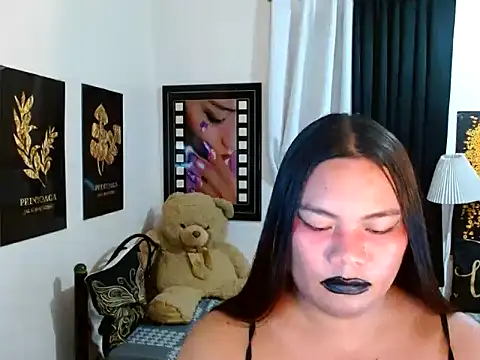 TSbrianaHugeCock Obrolan Langsung XXX