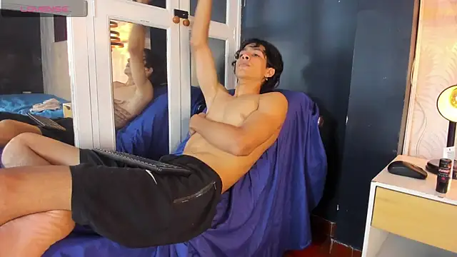 Cheys_Mast 网络视讯表演