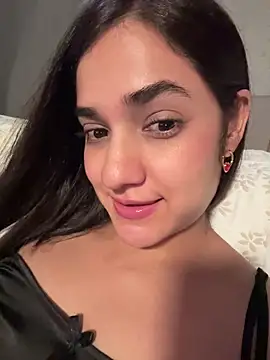 MadawiOudのライブXXXチャット