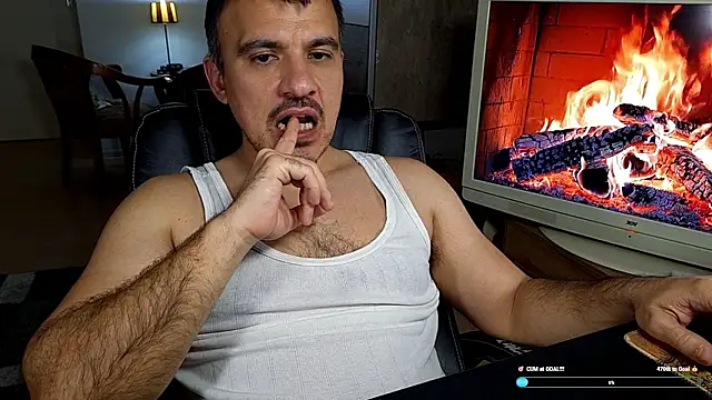 Chat XXX en directo de officeman7