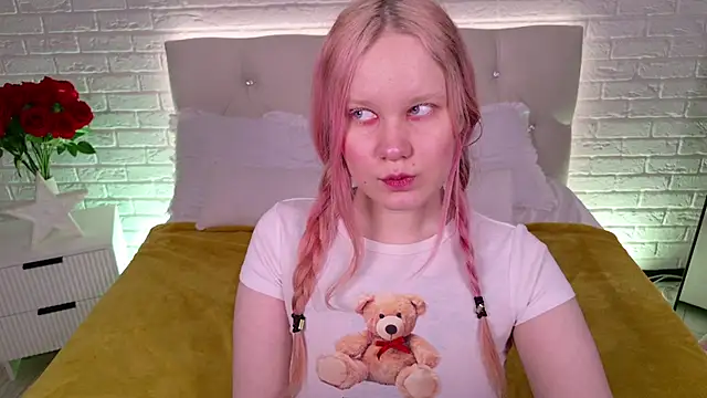 AnnieVibe Chat XXX in diretta