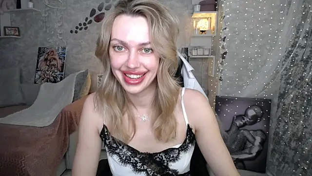 NickyAdamidi Chat XXX in diretta