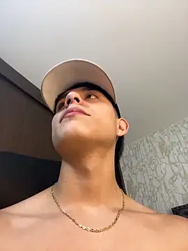 دردشة Lander_Cruz الجنسية المباشرة