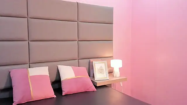 Helenn_Moore Chat XXX in diretta