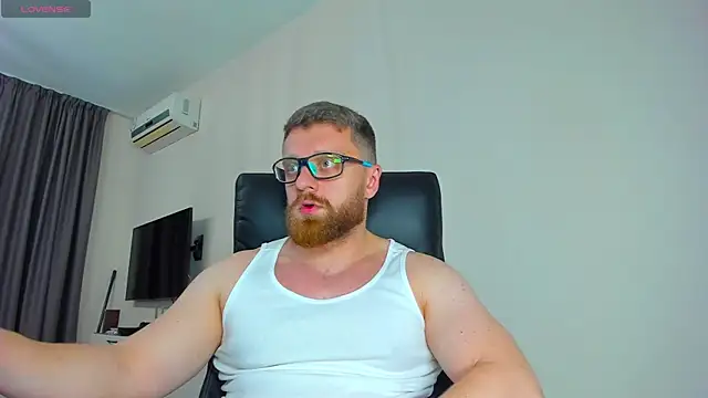 Findom_guy Adlı Modelin Canlı XXX Sohbeti