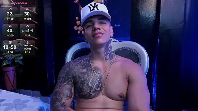 SalvatoreDmore: онлайн-секс-чат