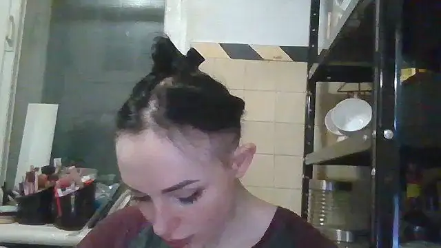 دردشة Trinsy_Love الجنسية المباشرة