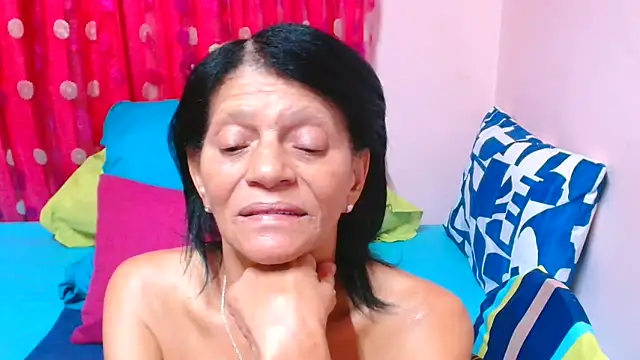 SLUTTYROXY Webcam Show