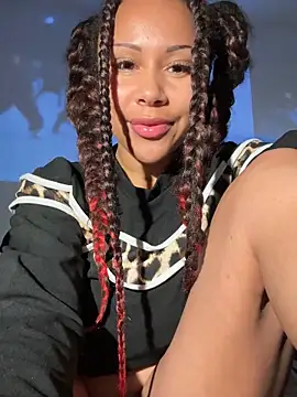 Онлайн чат XXX HaileyDiana