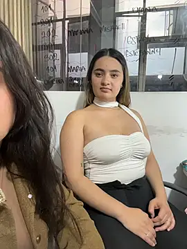 Antonella_Julieta's Webcam Show