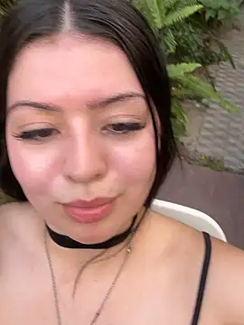 Show modela lolaaculaa na web-kameri