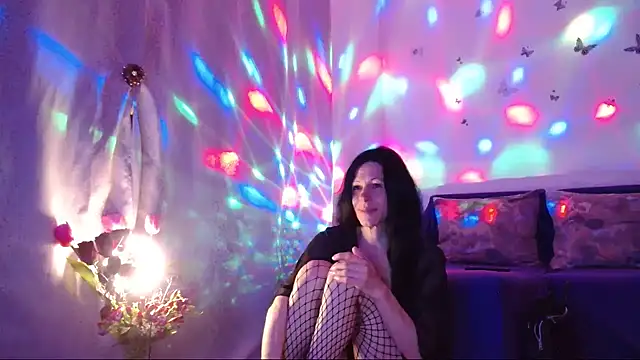 ElysaSun élő XXX-chatje