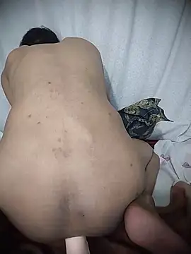 xoupleaura 在線直播表演