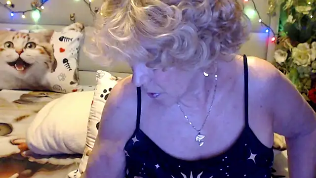 HappyWomanOn Chat XXX in diretta