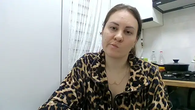 MeadowEyes' Live XXX Chat