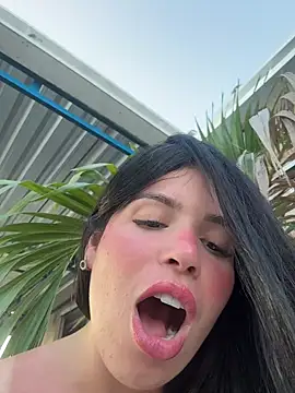 Rafaellaz Adlı Modelin Canlı XXX Sohbeti