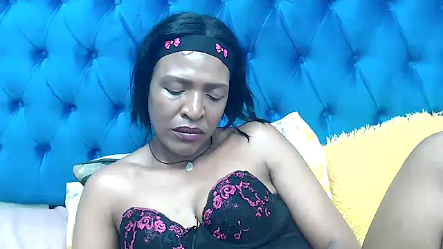 XXX chat uživo modela SpicyQueenxxxx