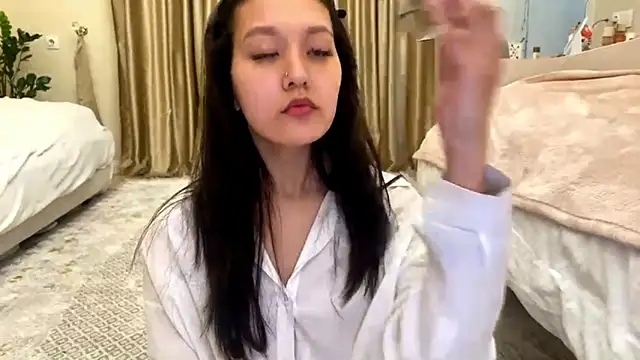 Онлайн чат XXX ayanovae