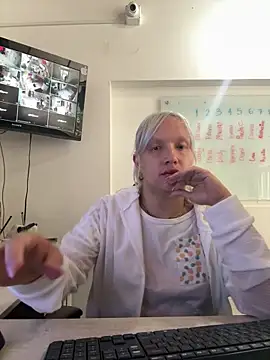 Sun_Sooll_ Webcam show