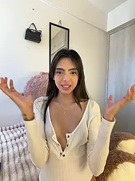 ZaraLuuv Live XXX-Chat