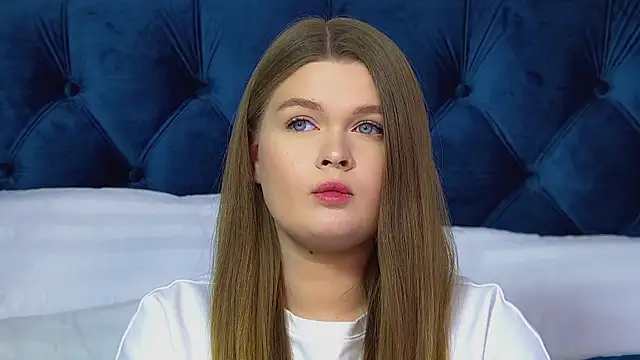 دردشة CrystalLyons الجنسية المباشرة