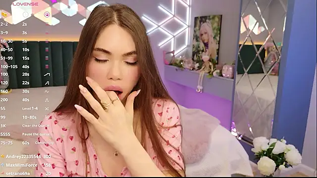 Chat +18 de MimiForce ao vivo