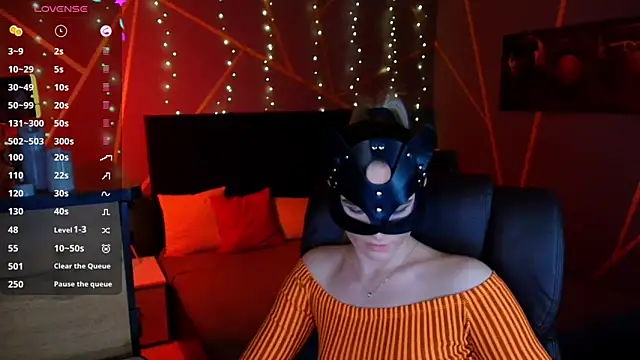 Chat +18 de HotWildCat ao vivo