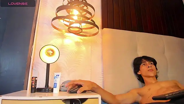 Chat XXX Live Cheys_Mast