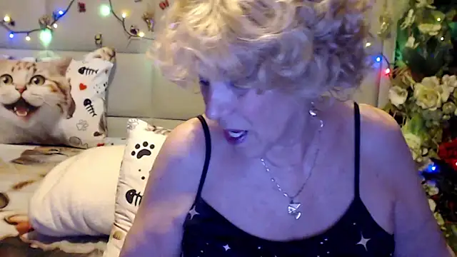 Chatroom XXX en direct de HappyWomanOn