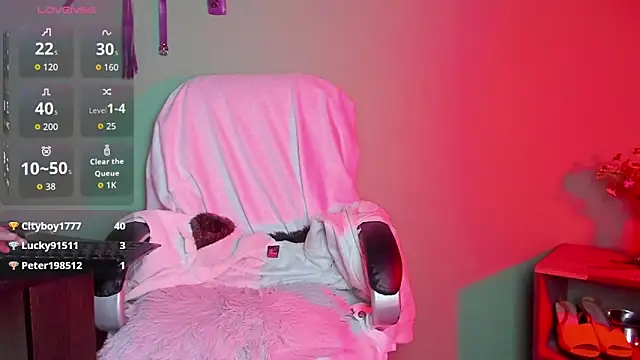 hazz_smith_ Adlı Modelin Canlı XXX Sohbeti