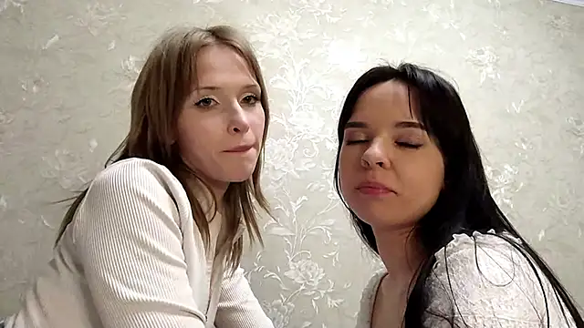 Chatroom XXX en direct de CassandraBardon