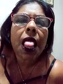 mileesha 现场XXX聊天