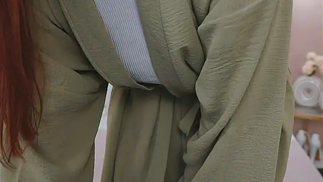 AliceBrayan: онлайн-секс-чат