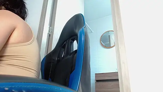 Czat XXX na żywo – AliceSmity_