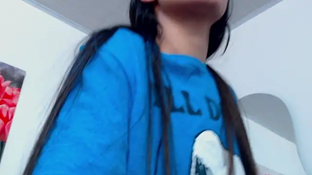 pinky_f00x live XXX chat