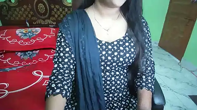 BengaliQueenStar Chat XXX in diretta